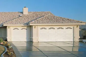 Master Garage Door Service Cedarburg, WI 262-236-5733 - garage-gdr-17m